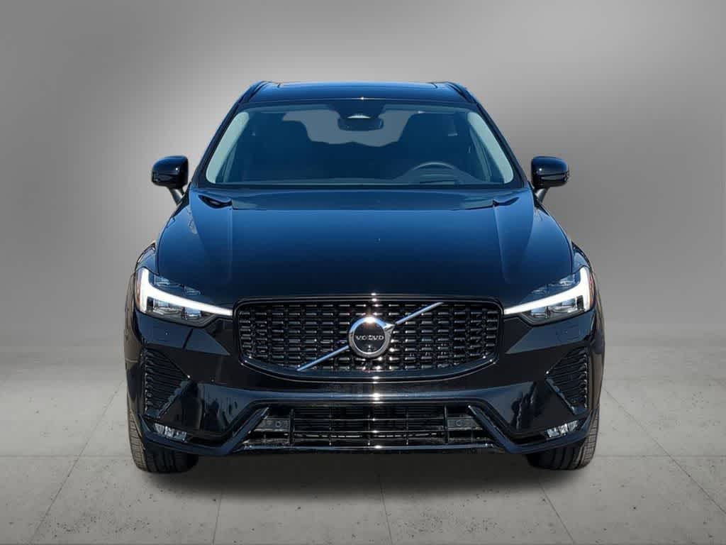 Thumbnail: 2025 Volvo XC60 - 9