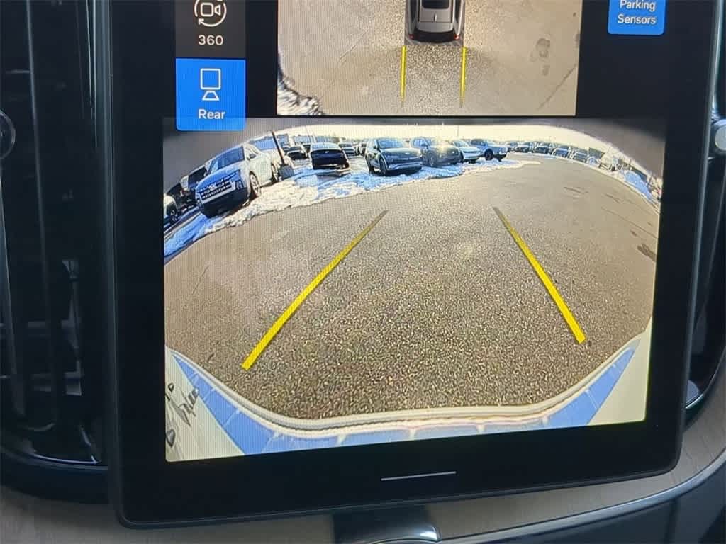 Thumbnail: 2026 Volvo XC60 - 28