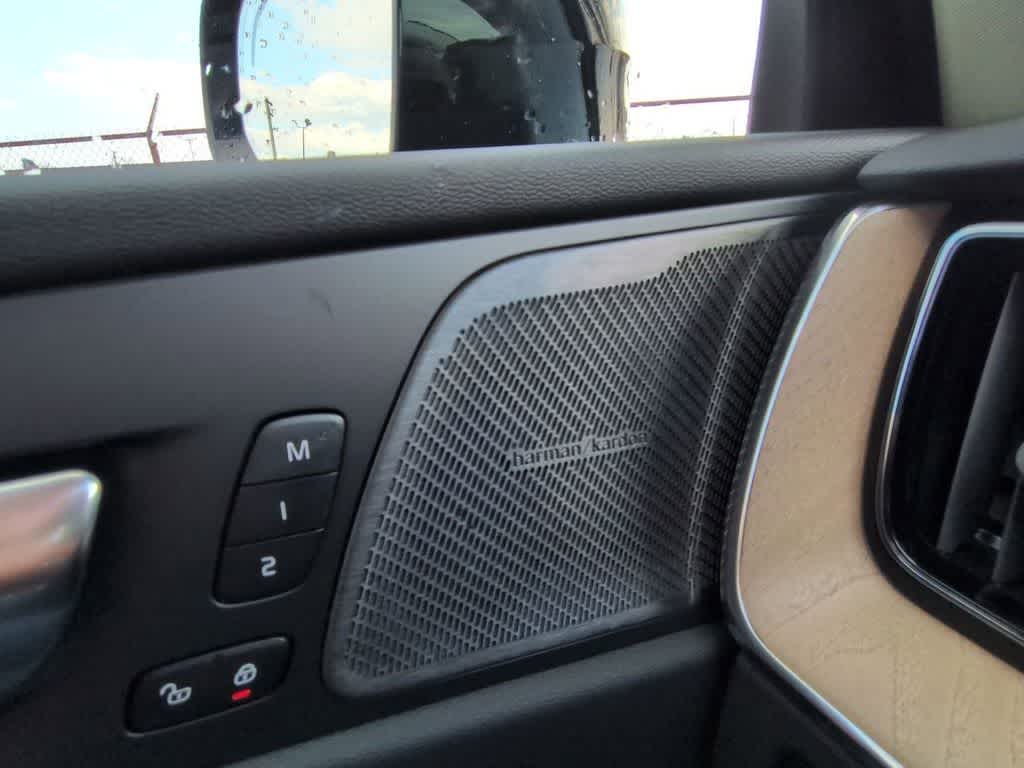 Thumbnail: 2026 Volvo XC60 - 31