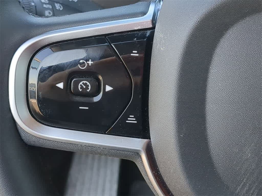 Thumbnail: 2026 Volvo XC90 - 24