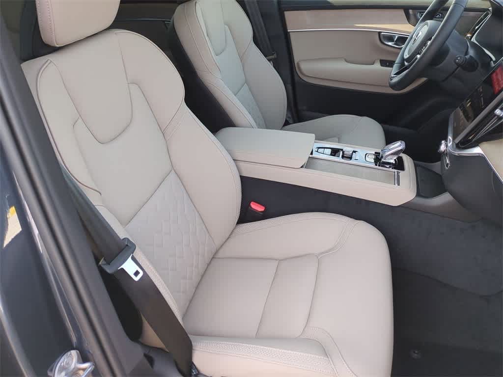 Thumbnail: 2026 Volvo XC90 - 21