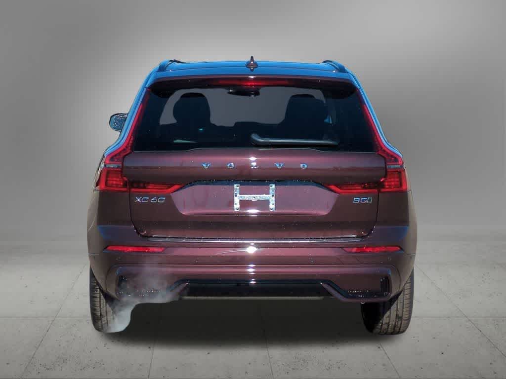Thumbnail: 2026 Volvo XC60 - 5