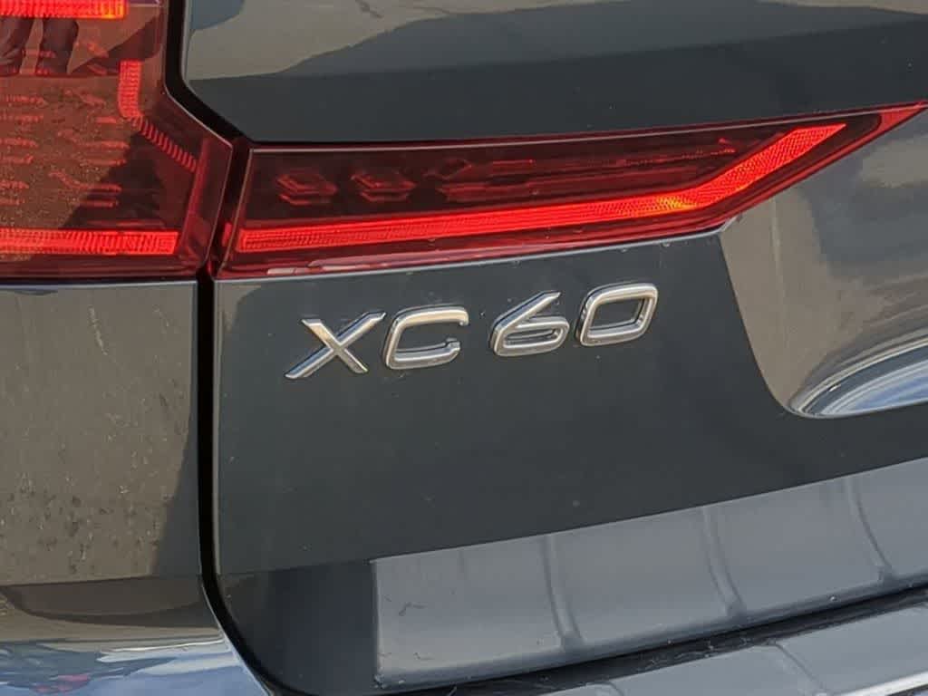 Thumbnail: 2026 Volvo XC60 - 12