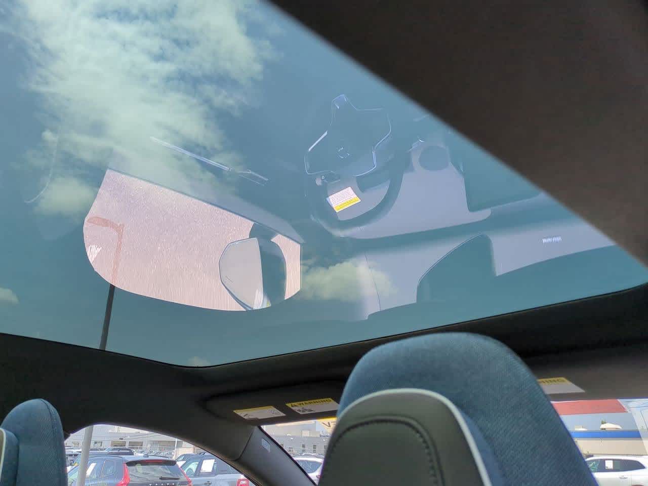 Thumbnail: 2025 Volvo EX30 - 21