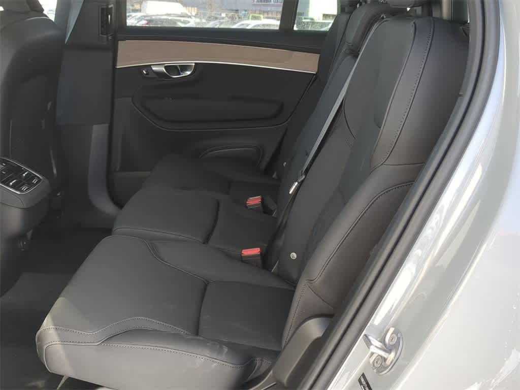 Thumbnail: 2026 Volvo XC90 - 18