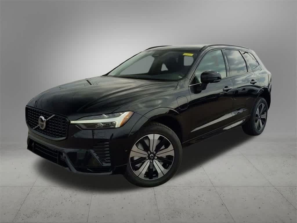 2025 Volvo XC60 Recharge Core -
                  Troy, MI