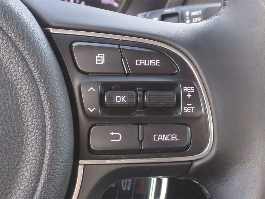 Thumbnail: 2018 Kia Optima - 23