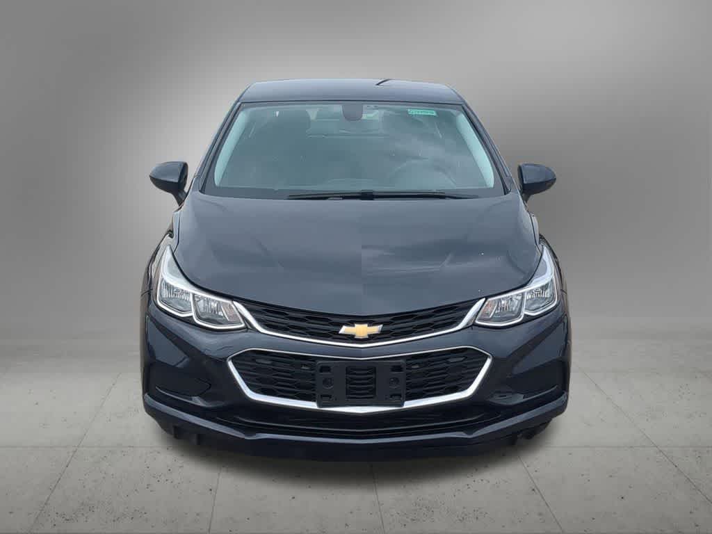 Thumbnail: 2016 Chevrolet Cruze - 8