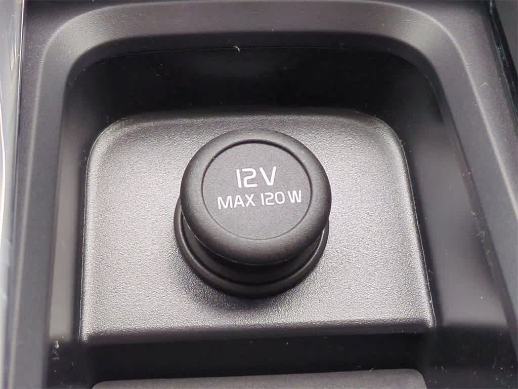 Thumbnail: 2026 Volvo XC60 - 30