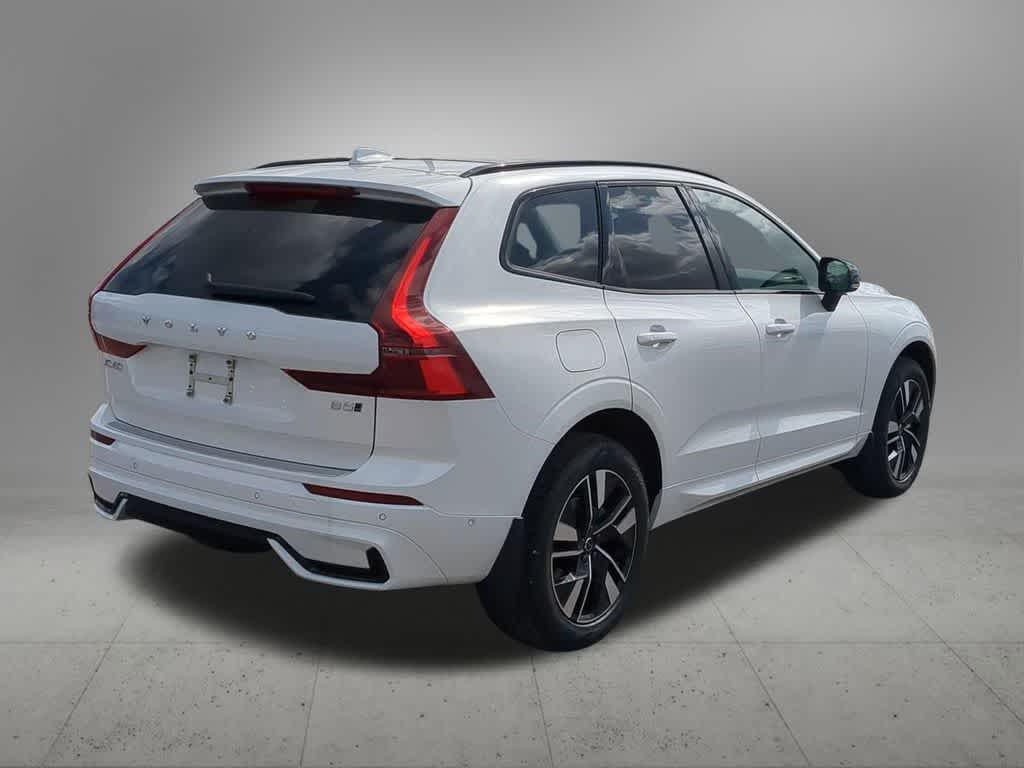 Thumbnail: 2026 Volvo XC60 - 7
