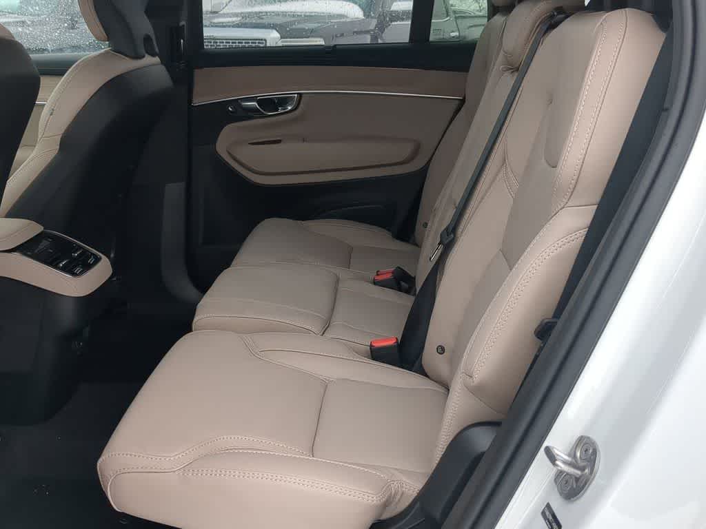 Thumbnail: 2026 Volvo XC90 - 18