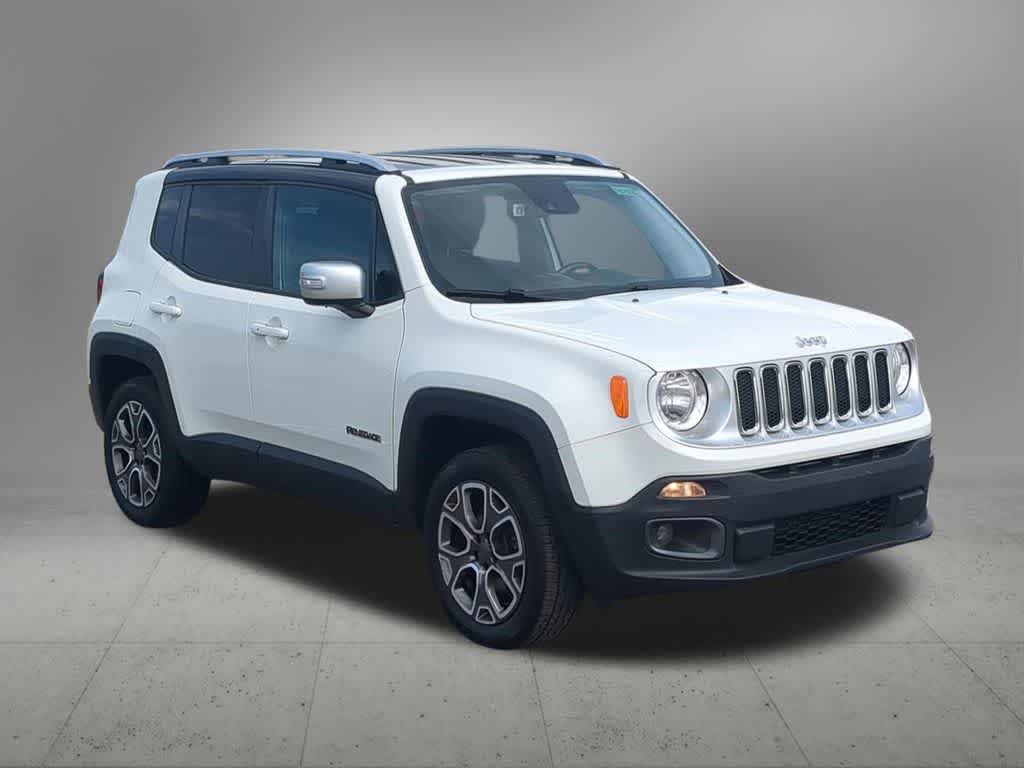 Thumbnail: 2015 Jeep Renegade - 8