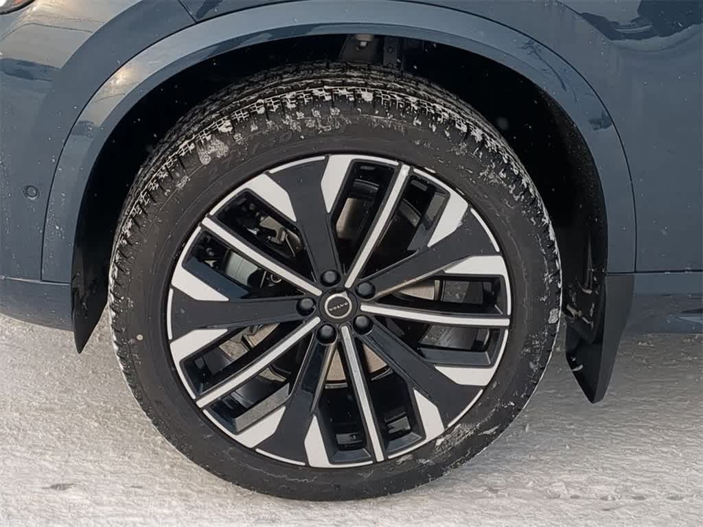 Thumbnail: 2026 Volvo XC90 - 6