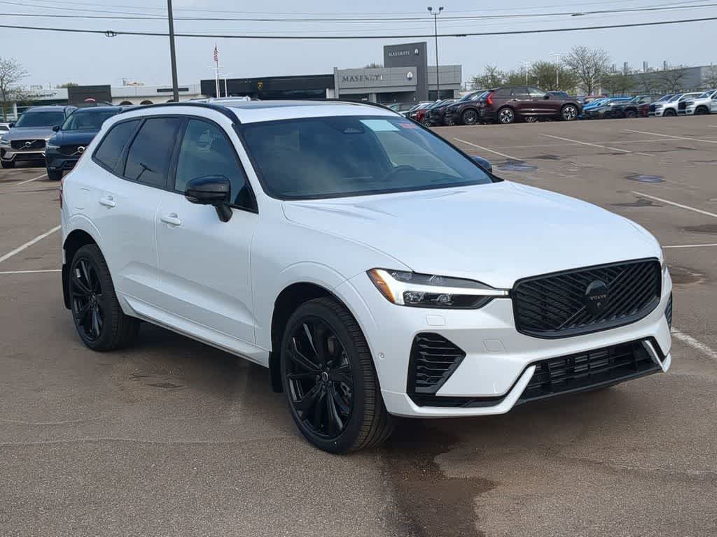 Thumbnail: 2026 Volvo XC60 - 8