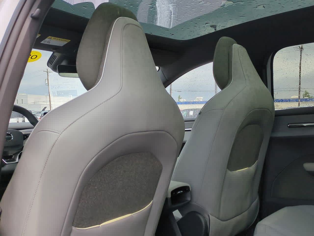 Thumbnail: 2025 Volvo EX30 - 16