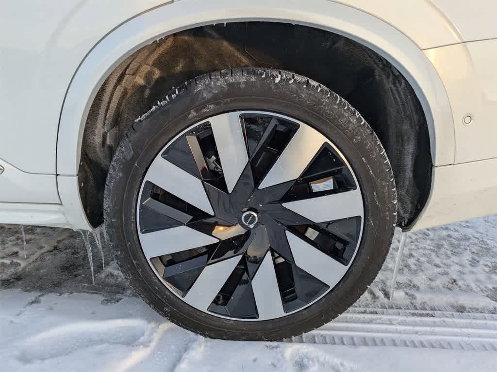 Thumbnail: 2025 Volvo XC90 - 4