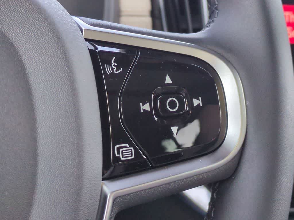 Thumbnail: 2026 Volvo XC90 - 24