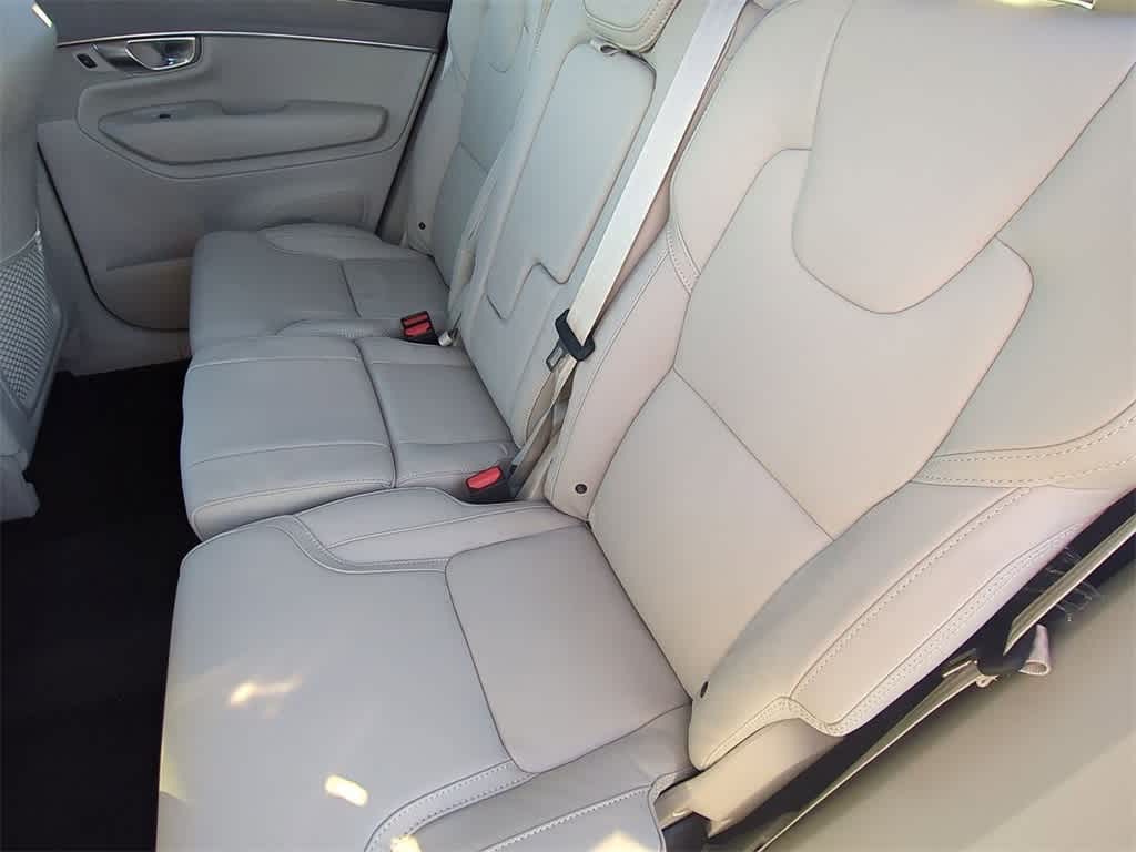 Thumbnail: 2026 Volvo XC90 - 18