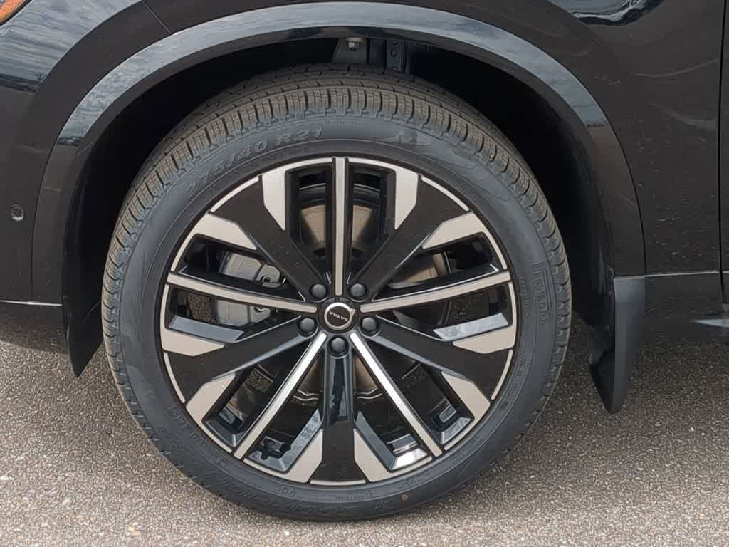 Thumbnail: 2026 Volvo XC90 - 13