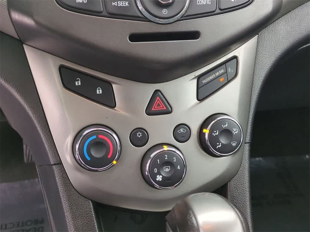 Thumbnail: 2013 Chevrolet Sonic - 21