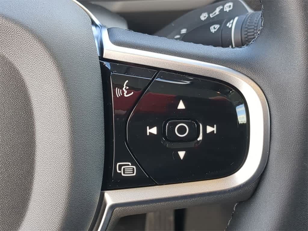 Thumbnail: 2026 Volvo XC90 - 23