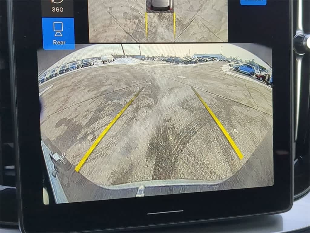 Thumbnail: 2026 Volvo XC90 - 30