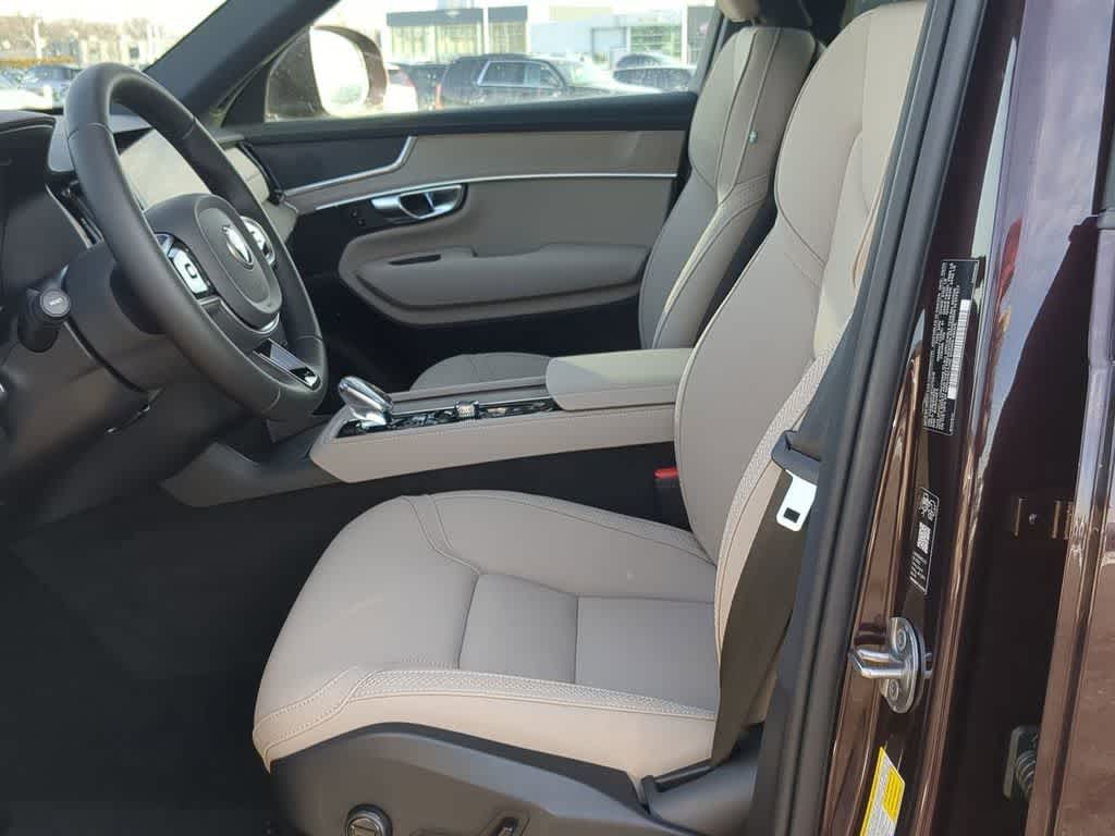Thumbnail: 2026 Volvo XC90 - 15