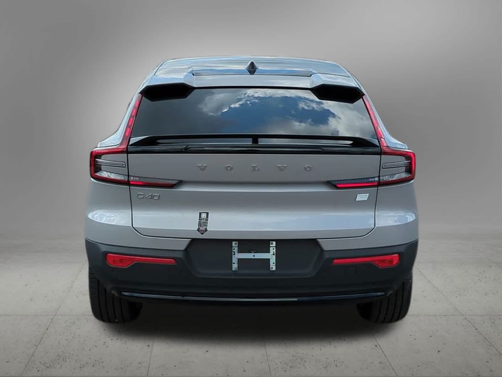 Thumbnail: 2024 Volvo C40 - 5