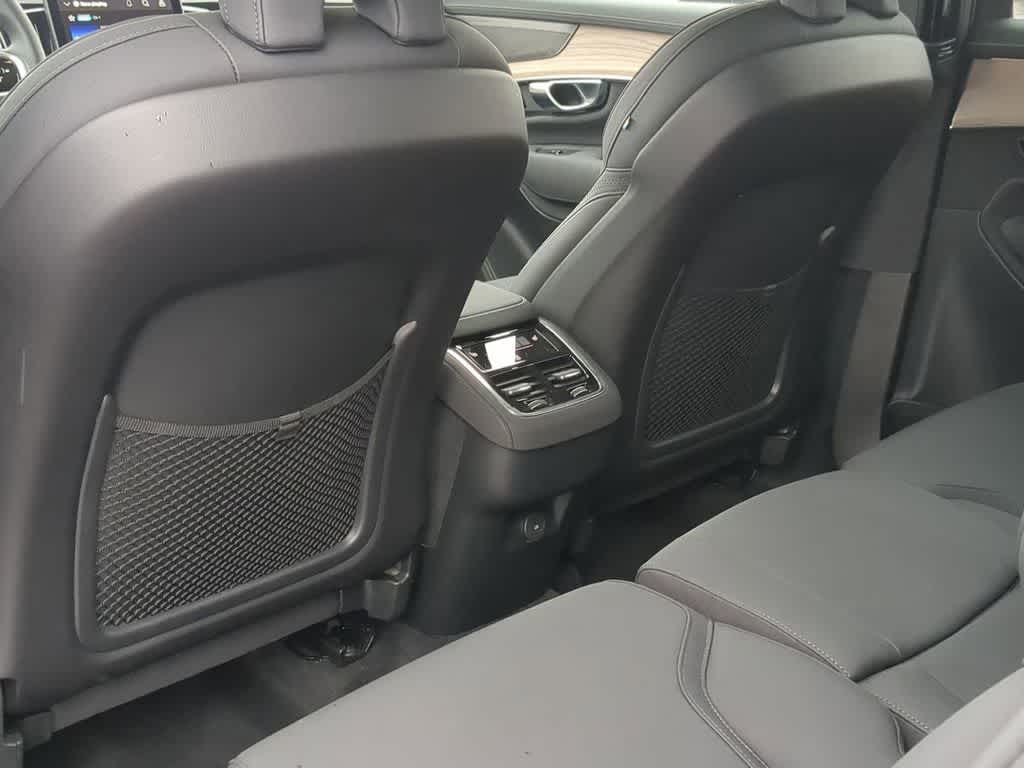 Thumbnail: 2026 Volvo XC90 - 17