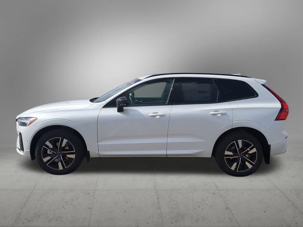 Thumbnail: 2026 Volvo XC60 - 4