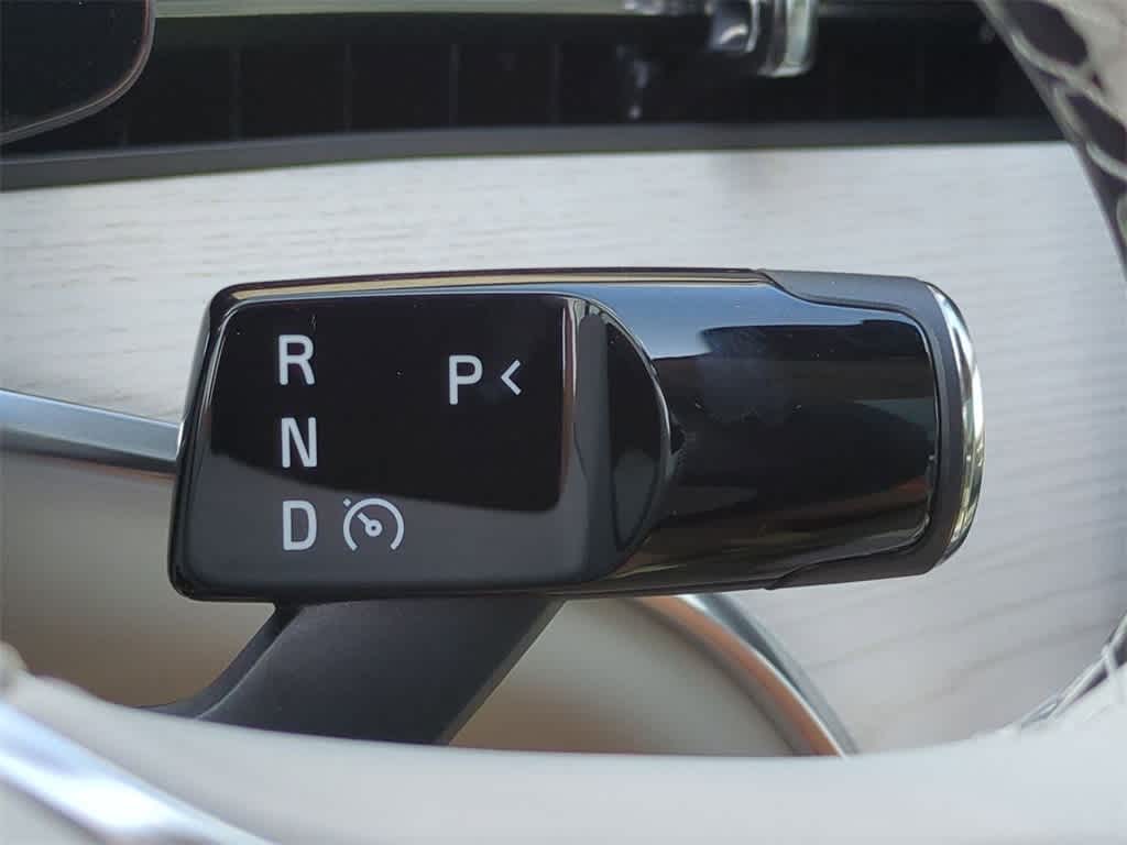 Thumbnail: 2025 Volvo EX90 - 33