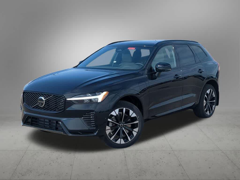 2026 Volvo XC60 T8 Plus Dark AWD's photo