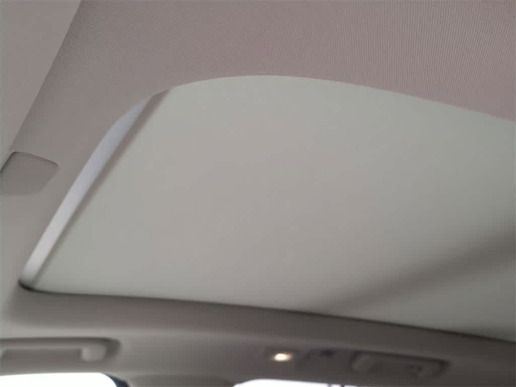 Thumbnail: 2026 Volvo XC90 - 17