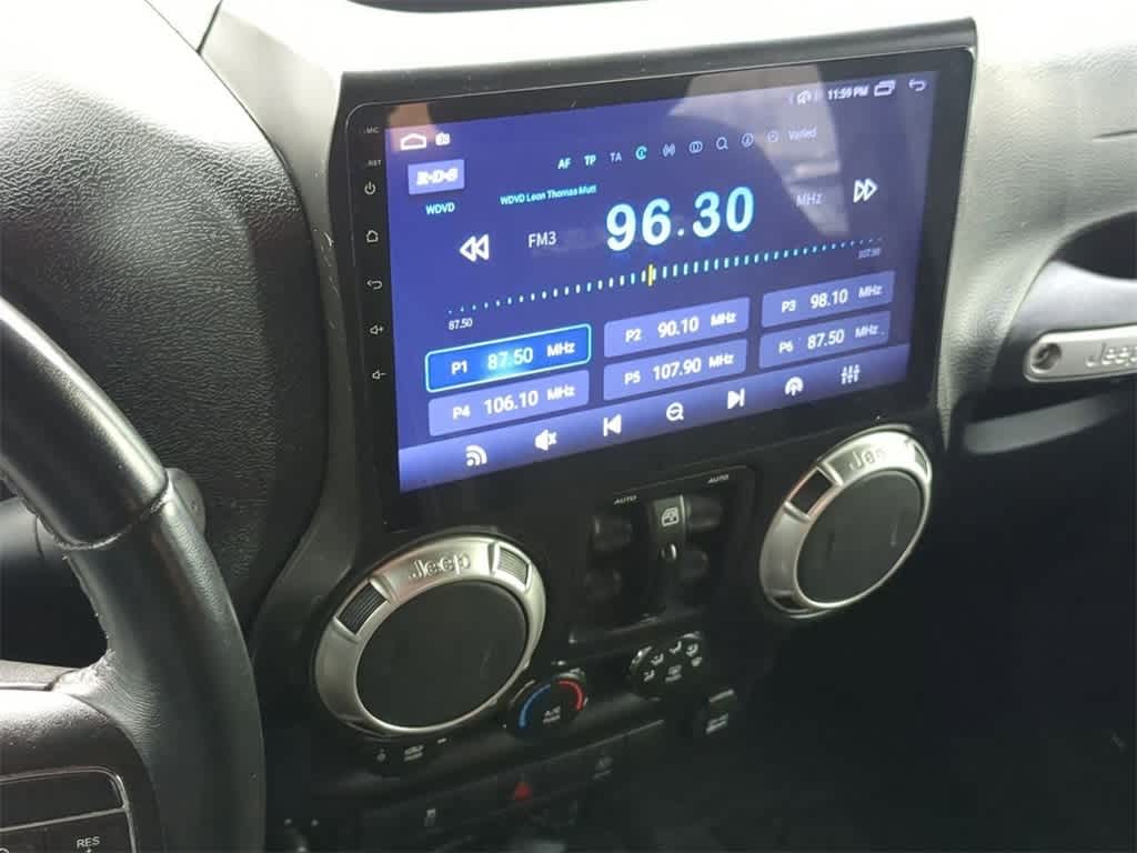 Thumbnail: 2017 Jeep Wrangler - 27