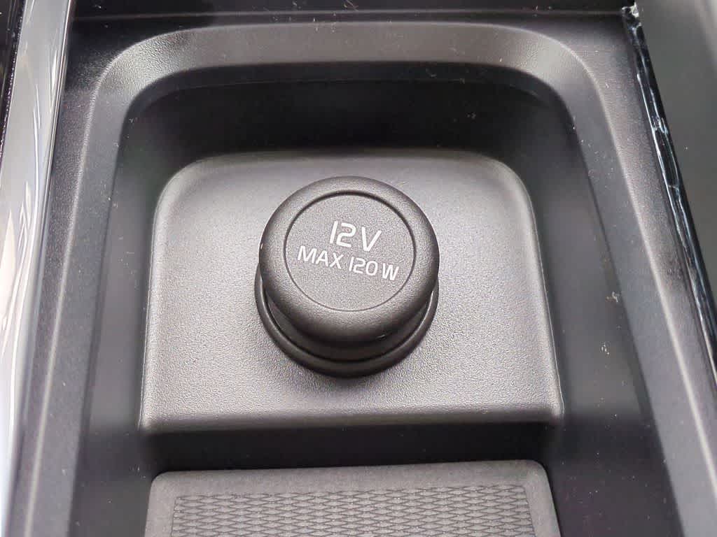 Thumbnail: 2026 Volvo XC60 - 30