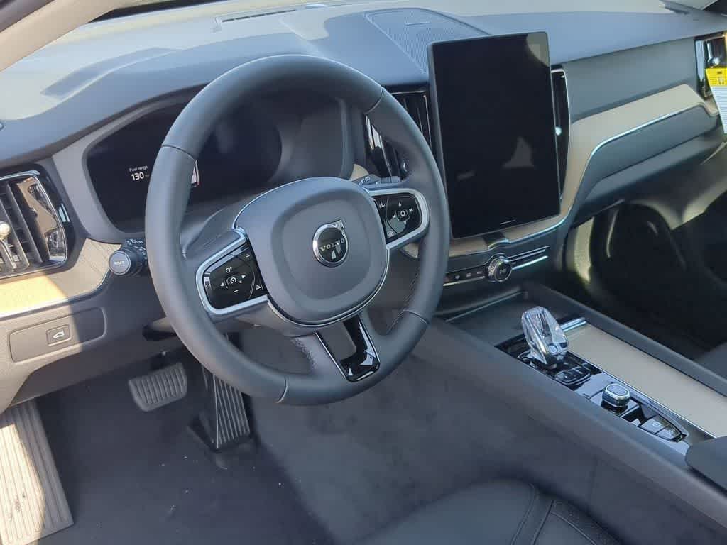 Thumbnail: 2026 Volvo XC60 - 2