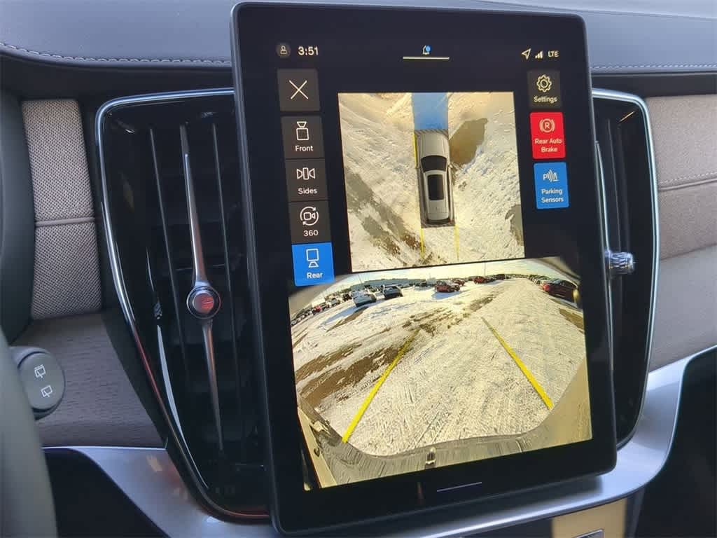 Thumbnail: 2026 Volvo XC90 - 27