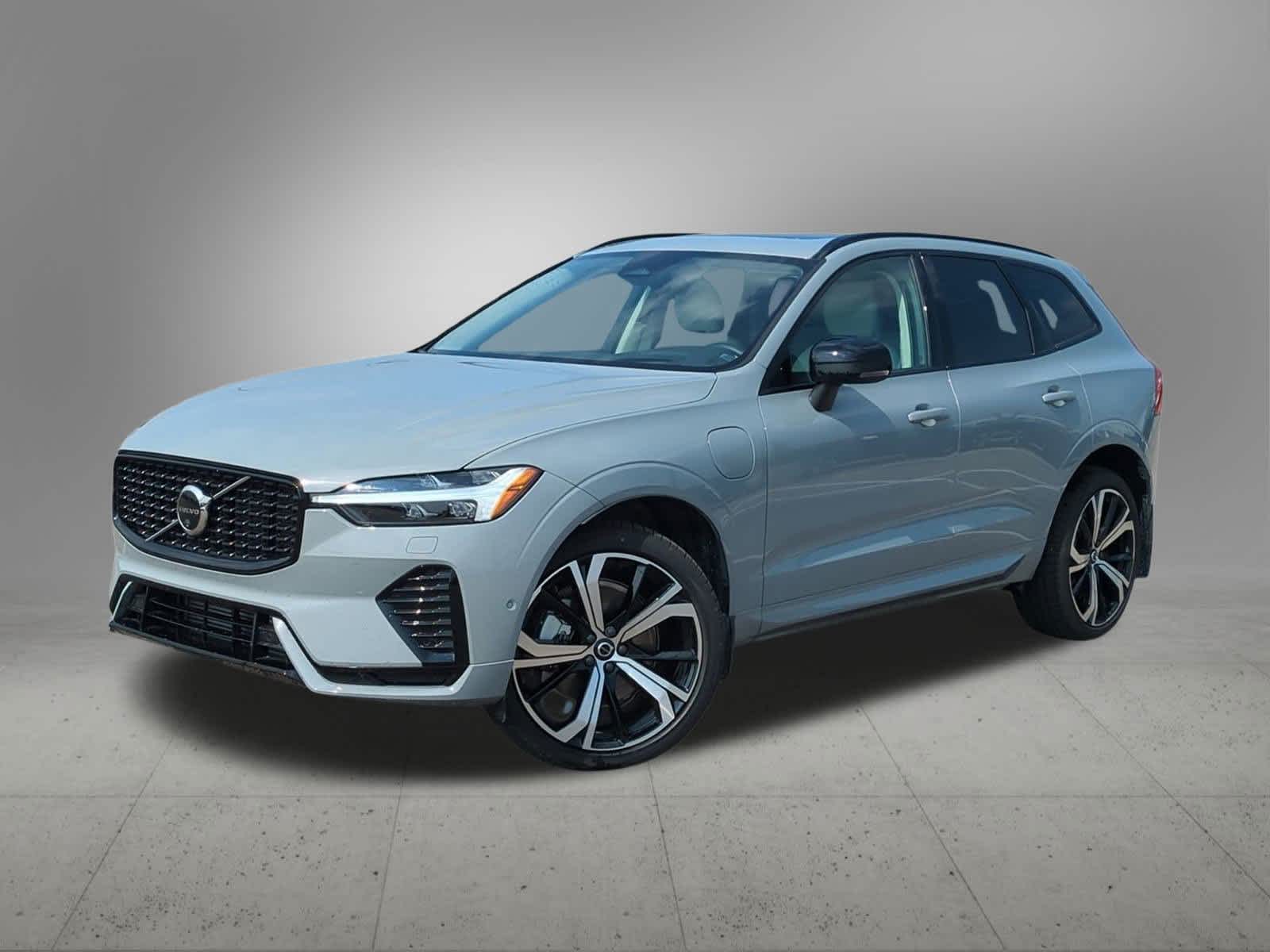 Thumbnail: 2025 Volvo XC60 - 1