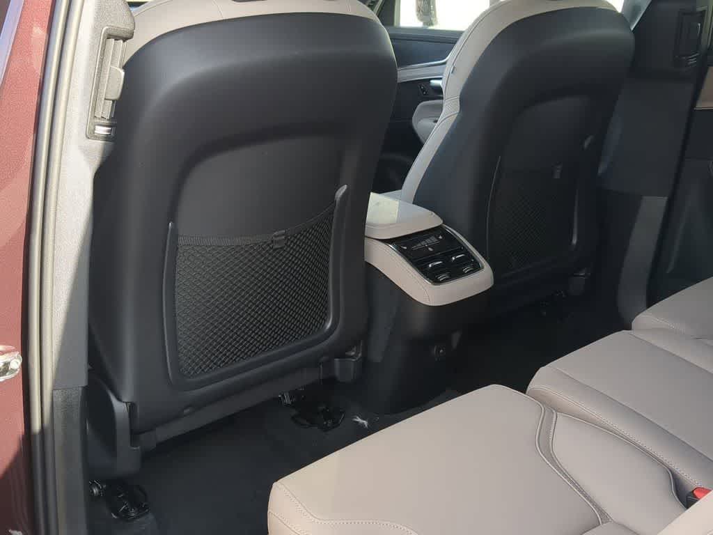 Thumbnail: 2026 Volvo XC90 - 17