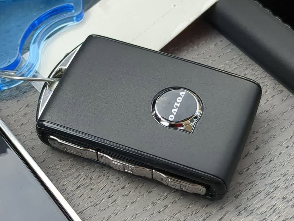 Thumbnail: 2026 Volvo XC90 - 34