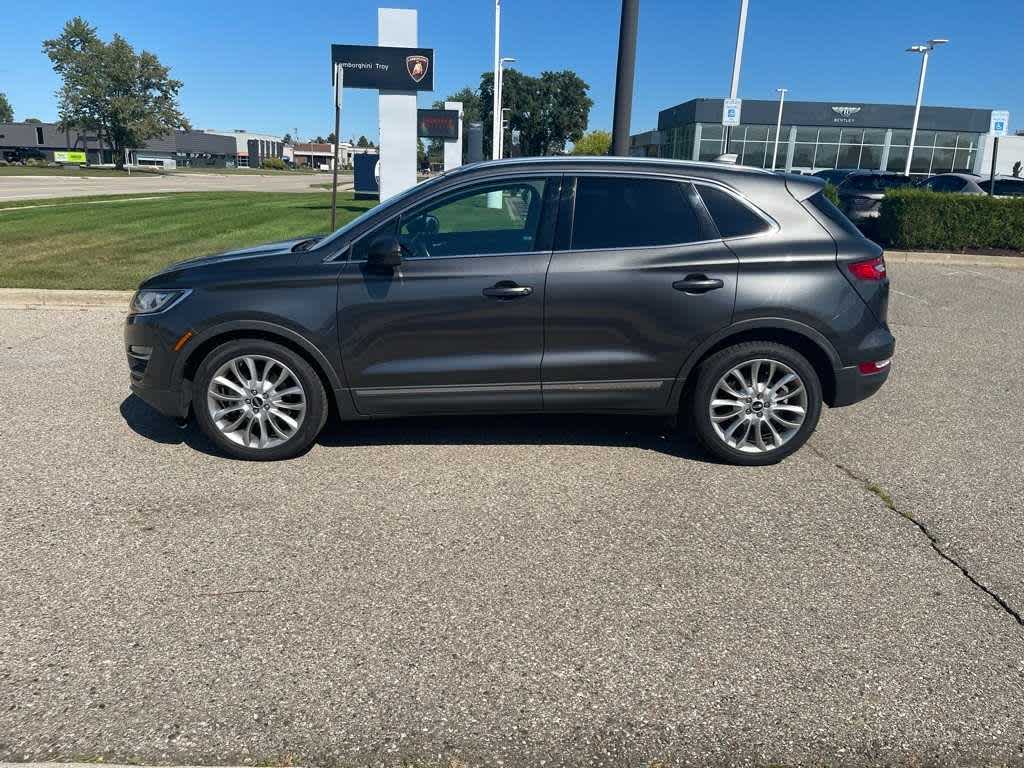 Thumbnail: 2017 Lincoln MKC - 2