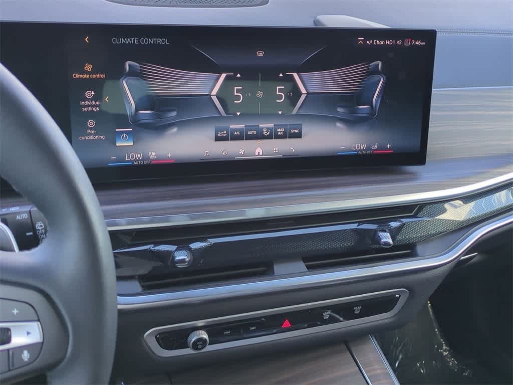 Thumbnail: 2025 BMW X5 - 27