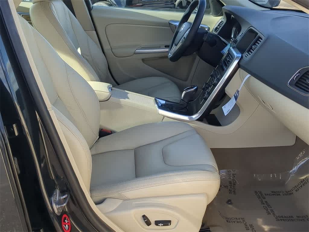 Thumbnail: 2014 Volvo S60 - 20