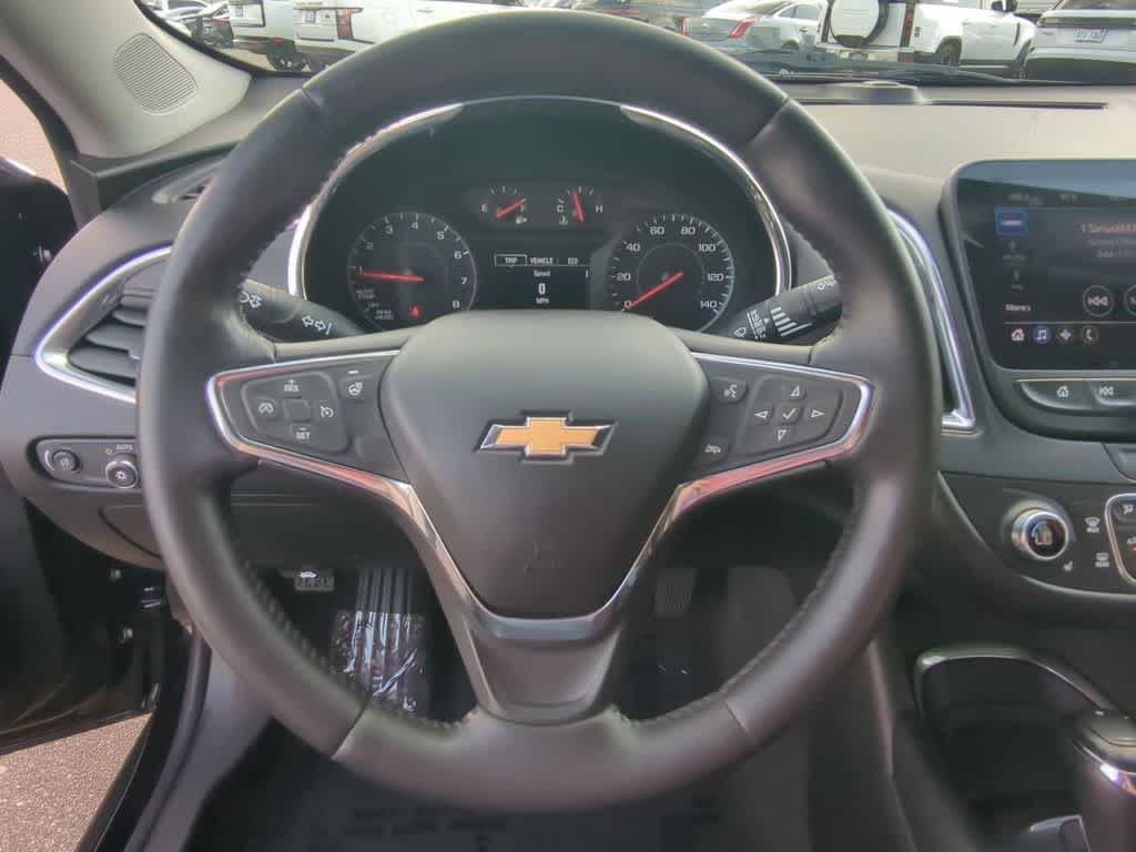 Thumbnail: 2020 Chevrolet Malibu - 21