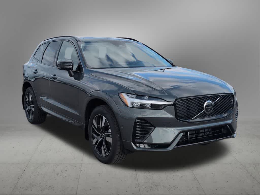 Thumbnail: 2026 Volvo XC60 - 8