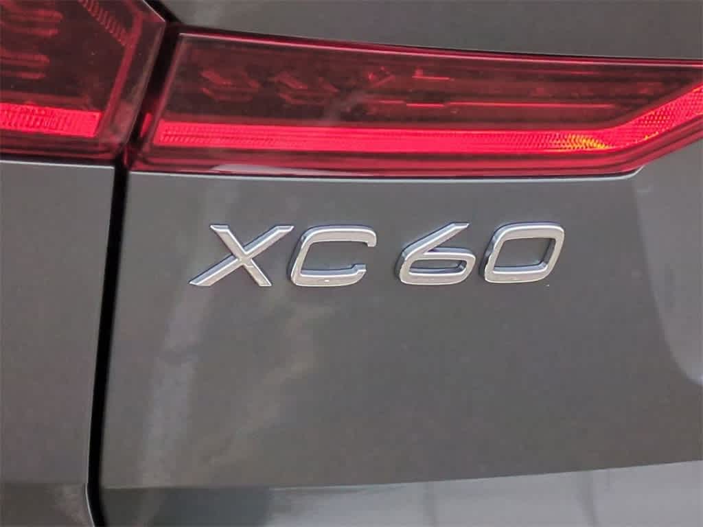 Thumbnail: 2026 Volvo XC60 - 12
