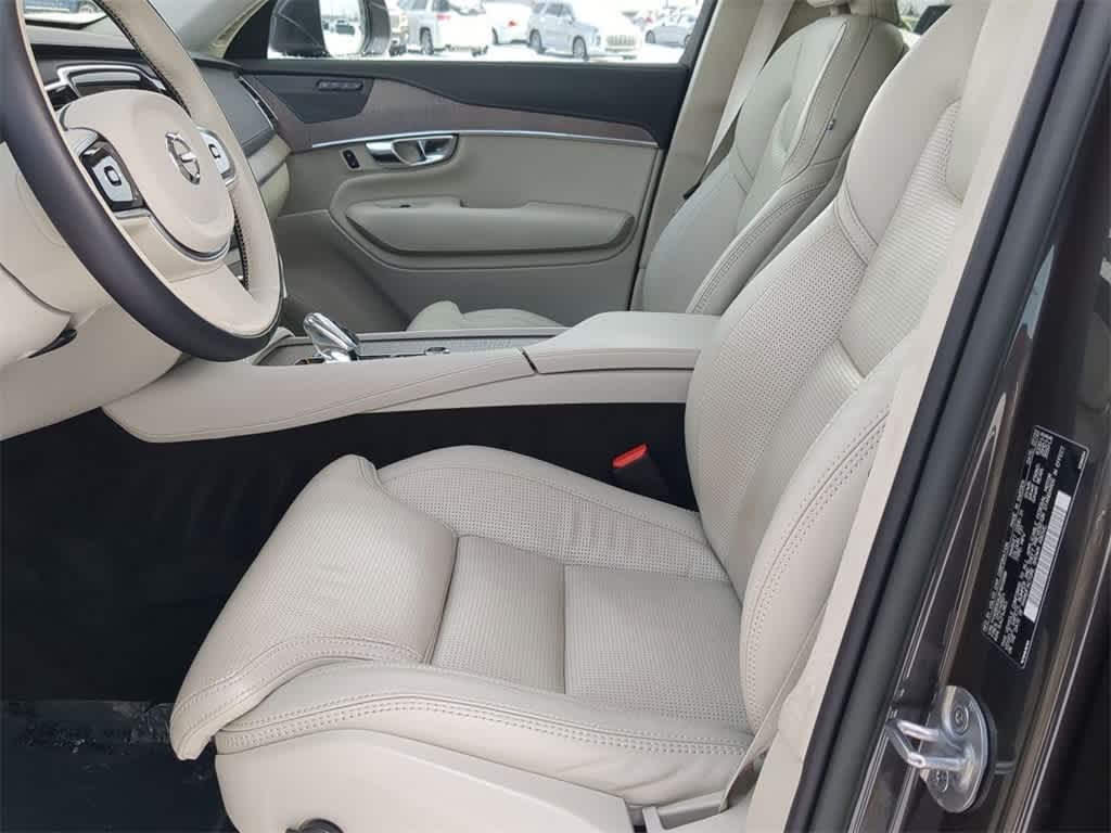 Thumbnail: 2023 Volvo XC90 - 15