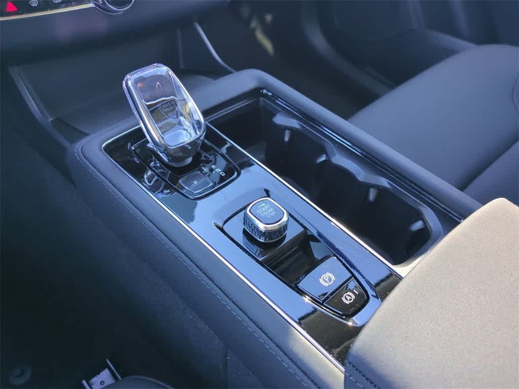 Thumbnail: 2026 Volvo XC90 - 24