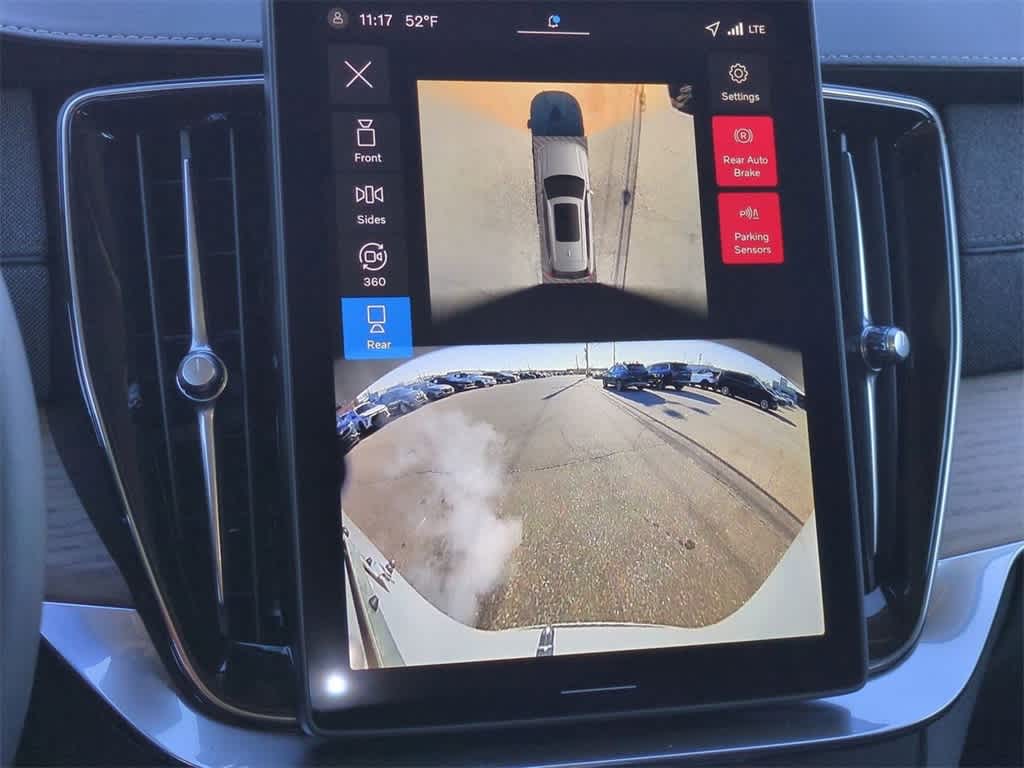 Thumbnail: 2026 Volvo XC90 - 22