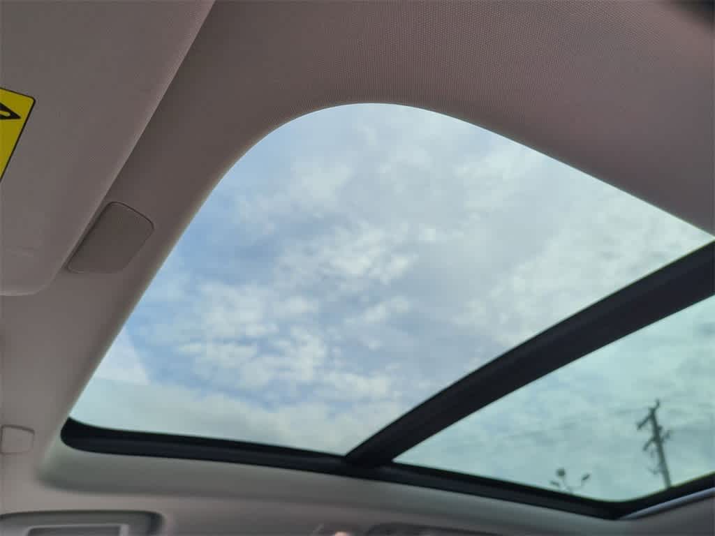 Thumbnail: 2025 Volvo XC90 - 18